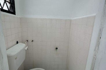 Skudai Selesa Jaya -Jalan Silat Gayung- Double Storey Low Cost