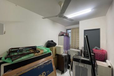 Iskandar Puteri /Jalan Prima 5/x, Taman Nusantara Prima / 2 storey terrace house 