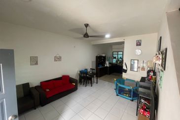 Iskandar Puteri /Jalan Prima 5/x, Taman Nusantara Prima / 2 storey terrace house 