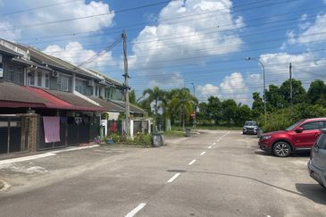 Iskandar Puteri /Jalan Prima 5/x, Taman Nusantara Prima / 2 storey terrace house 