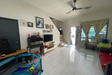 Iskandar Puteri /Jalan Prima 5/x, Taman Nusantara Prima / 2 storey terrace house 