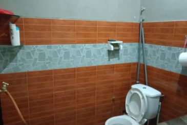 Kulai 💢Jalan Budiman, Tmn Sungai mas  💢Single Storey Terrace  House End Lot