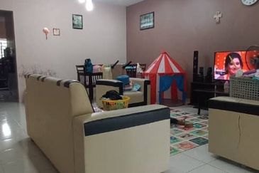 Gelang Patah /Nusa Nayu /Jalan Bayu/ Double Storey House