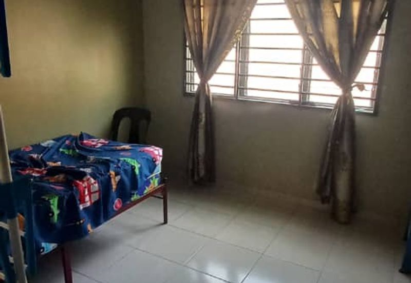 Gelang Patah /Nusa Nayu /Jalan Bayu/ Double Storey House