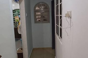 Kulai Taman Putri Kulai /Jalan Sri Putri 11/ Double Storey Terrace House