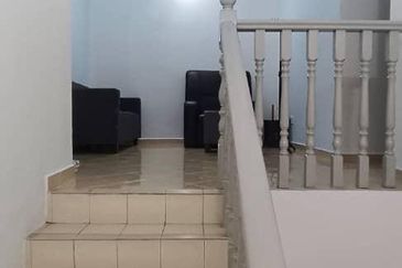 Kulai Taman Putri Kulai /Jalan Sri Putri 11/ Double Storey Terrace House
