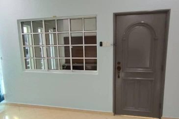 Kulai Taman Putri Kulai /Jalan Sri Putri 11/ Double Storey Terrace House