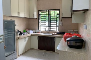 Kulai Bandar Putra /Jalan Nuri ✅Double Story Terrence House(Corner Lot)