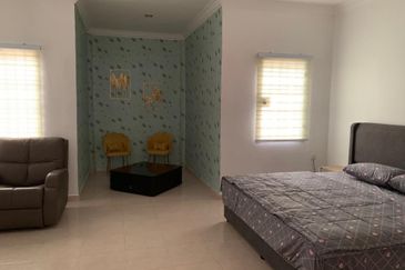 Kulai Bandar Putra /Jalan Nuri ✅Double Story Terrence House(Corner Lot)