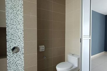 古来宽中/二校隔壁 🏠 Kulai Indahpura ,The Crystal 🏠 Three Storey Terrace Houses@