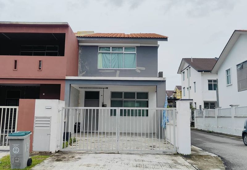 Skudai /Tmn Pulai Mutiara / 2 Story House Endlot