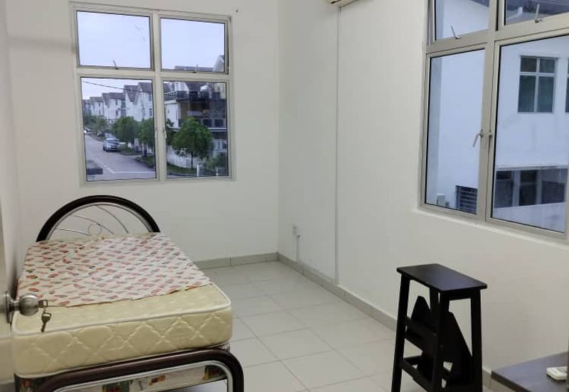 Skudai /Tmn Pulai Mutiara / 2 Story House Endlot