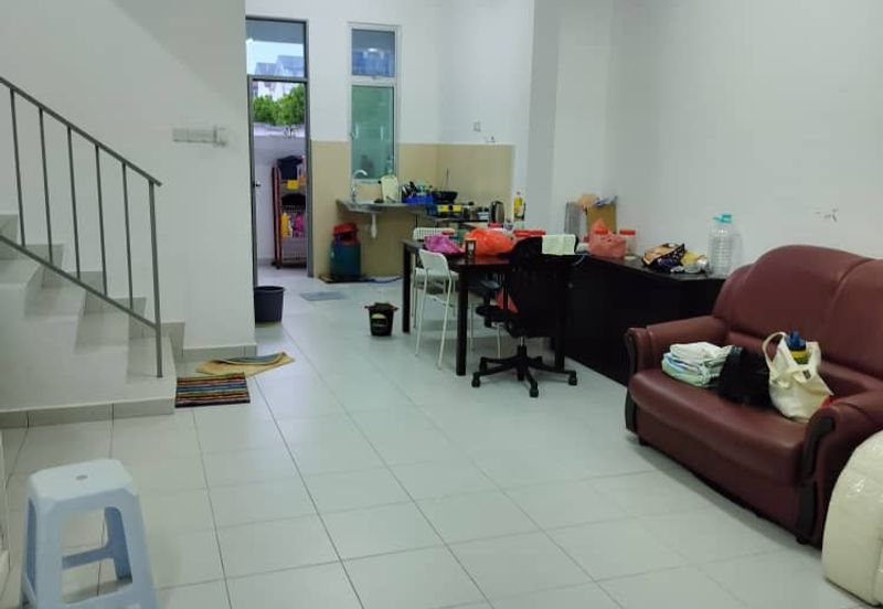 Skudai /Tmn Pulai Mutiara / 2 Story House Endlot