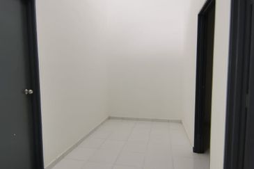 Jalan Prima 5/x - Taman Nusantara Prima - 79200 Iskandar Puteri - 2 Storey Terrace House