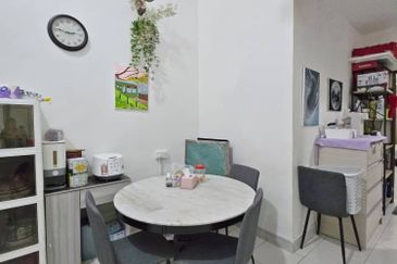 Kulai Bandar Putra / Jalan Rajawali / Single Storey Terrace House