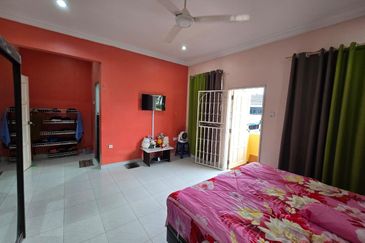 Skudai - Tmn Sri Putri - Jalan Timah @ Double Storey Terrace House  