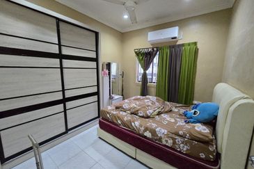 Skudai - Tmn Sri Putri - Jalan Timah @ Double Storey Terrace House  