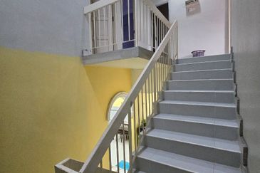 Skudai - Tmn Sri Putri - Jalan Timah @ Double Storey Terrace House  