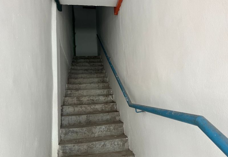 Kulai / Taman Putri Kulai / Double Storey shop lot