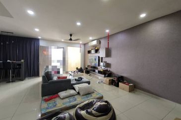 Kulai Bandar Putra - Jalan Camar - Double Storey Terrace House - Unblock Unit