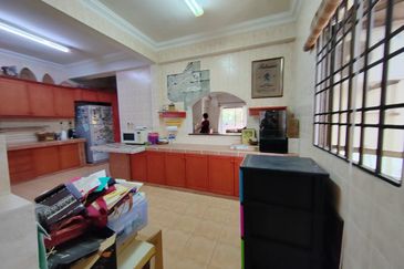 JB Bandar Permas Jaya - JalanPermasJaya13 -  DoubleStoreyCornerHouse 