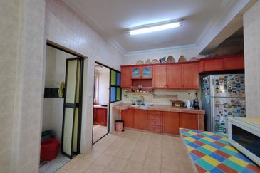 JB Bandar Permas Jaya - JalanPermasJaya13 -  DoubleStoreyCornerHouse 