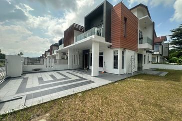 Gelang Patah - Setia Eco Village - Jalan Laman Setia 4/XX - Double Storey Terrace House Corner Lot - Facing Garden