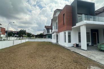 Gelang Patah - Setia Eco Village - Jalan Laman Setia 4/XX - Double Storey Terrace House Corner Lot - Facing Garden