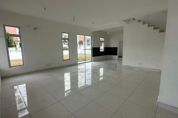 Gelang Patah - Setia Eco Village - Jalan Laman Setia 4/XX - Double Storey Terrace House Corner Lot - Facing Garden