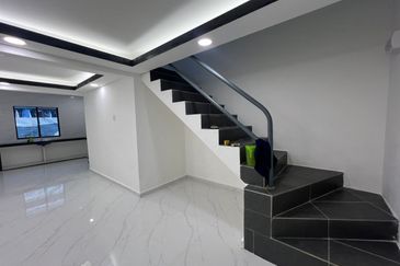 JB Kulai -Saleng - Jalan jambu air - Tmn muhibbah - Double storey low cost 