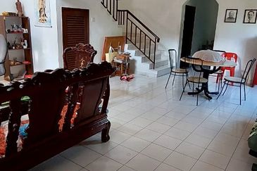 Kulai Bandar Putra - Jalan Cengal 5 - 3 Storey Terrace Endlot