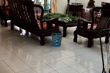 Kulai Bandar Putra - Jalan Cengal 5 - 3 Storey Terrace Endlot