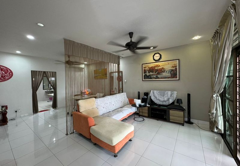 JB Dato Onn , Jln Perjiranan 12 - Double Storey Terrace House *Unblock View Unit*