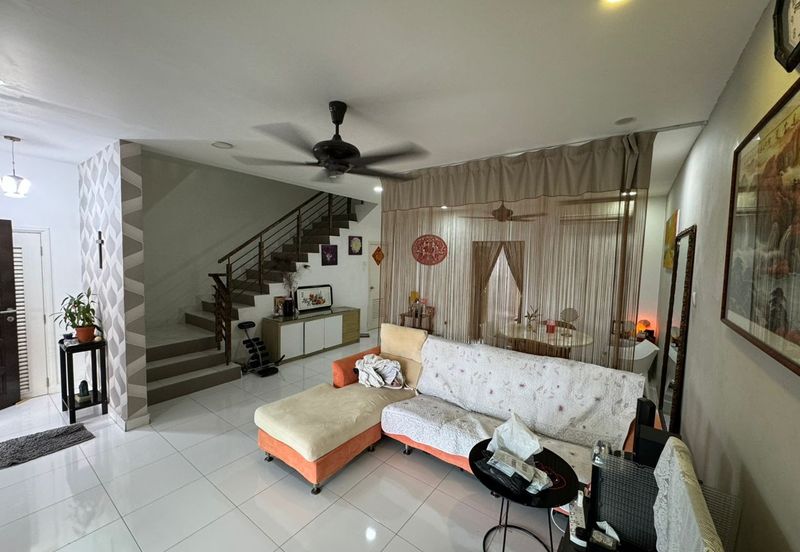 JB Dato Onn , Jln Perjiranan 12 - Double Storey Terrace House *Unblock View Unit*