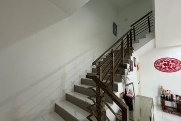 JB Dato Onn , Jln Perjiranan 12 - Double Storey Terrace House *Unblock View Unit*