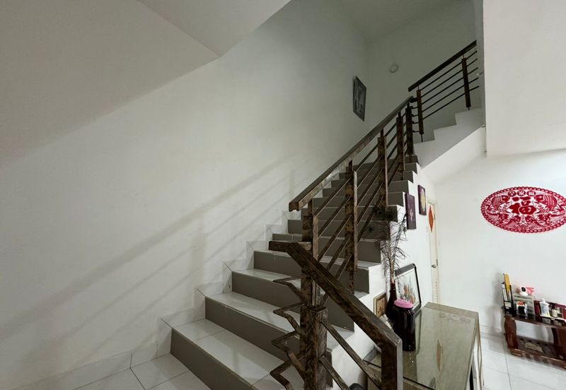 JB Dato Onn , Jln Perjiranan 12 - Double Storey Terrace House *Unblock View Unit*