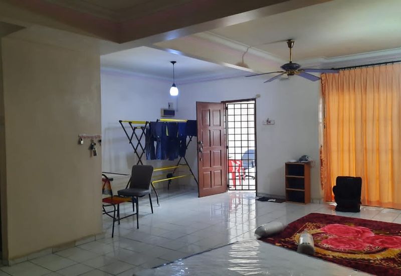 Kulai - Taman Putri Kulai - Jalan Sri Putri - Double storey terrace house 