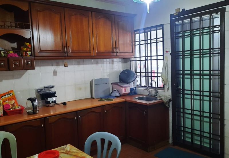 Kulai - Taman Putri Kulai - Jalan Sri Putri - Double storey terrace house 