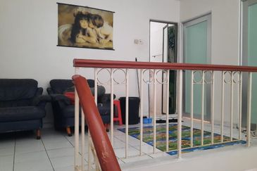 Kulai - Taman Putri Kulai - Jalan Sri Putri - Double storey terrace house 