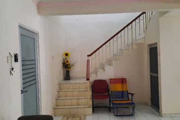 Kulai - Taman Putri Kulai - Jalan Sri Putri - Double storey terrace house 
