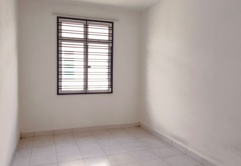 Kulai - Jalan scientex Maju x -  Taman Scientex Kulai 2 - 2 Storey terrace house 