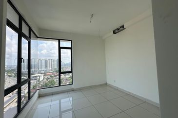JB /  Tebrau Resident Condo / Hight Floor