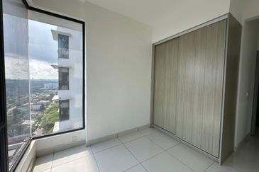 JB /  Tebrau Resident Condo / Hight Floor