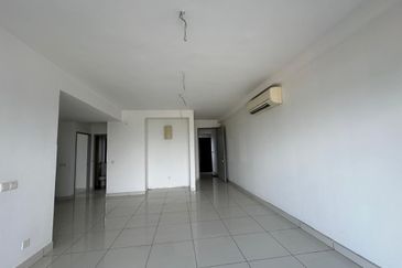 JB /  Tebrau Resident Condo / Hight Floor