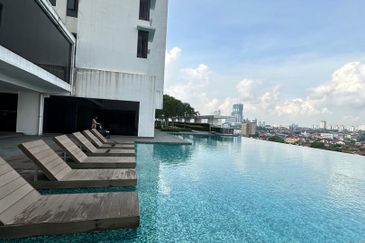 JB /  Tebrau Resident Condo / Hight Floor