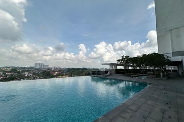 JB /  Tebrau Resident Condo / Hight Floor