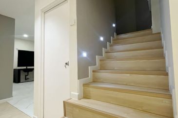 Kulai / Taman Putri Kulai / Sri putri Kulai / Double Storey House / Unblock Unit