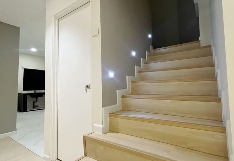 Kulai / Taman Putri Kulai / Sri putri Kulai / Double Storey House / Unblock Unit