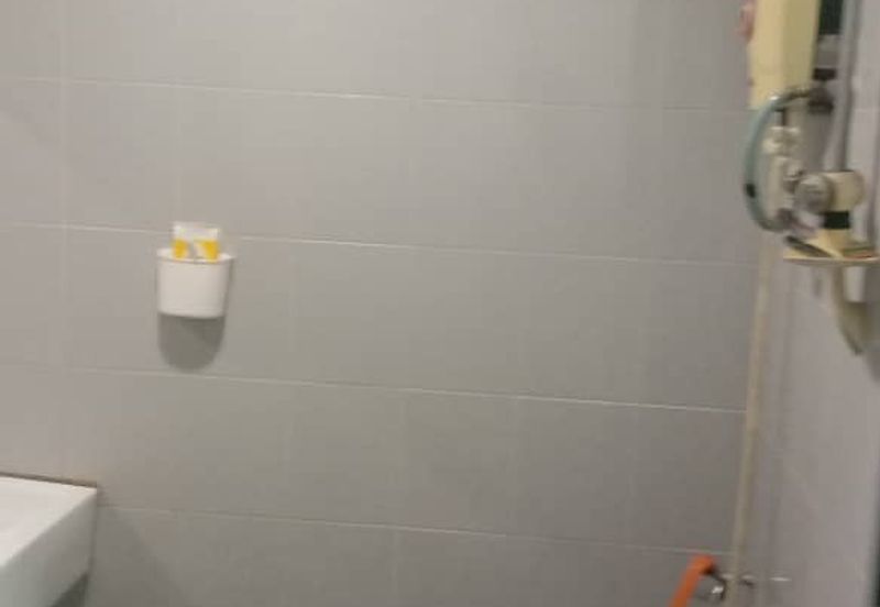 Kulai / Kulai Besar / Taman Onn Holding / Jalan Cengkih / Single Storey / Fully Renovation Unit 