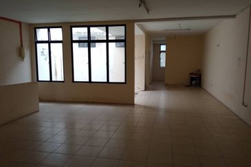 Kulai Indahpura Double Storey Shoplot below RM700K